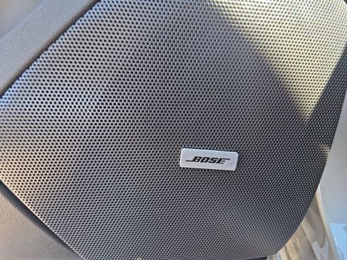 New 2025 Cadillac XT6 Luxury image 81