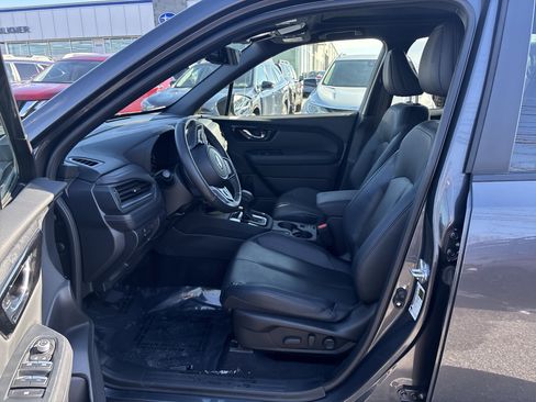 Used 2025 Subaru Forester Limited image 16