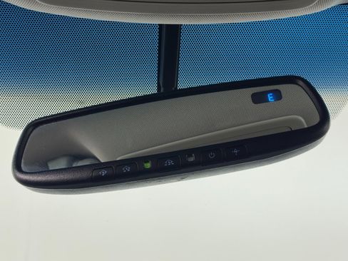 Used 2016 Toyota Sienna XLE image 30