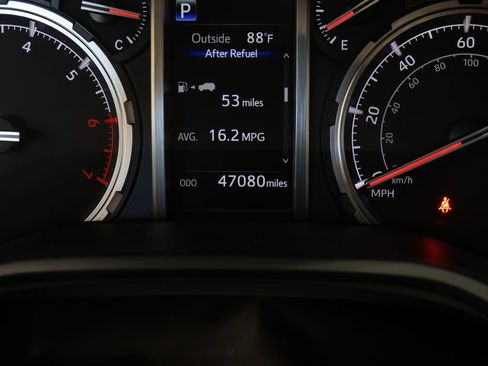 Used 2022 Toyota 4Runner TRD Pro AWD/4WD image 30