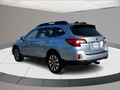 Used 2017 Subaru Outback 2.5i Limited image 6