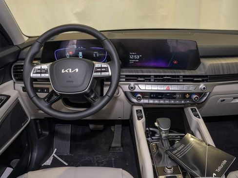 New 2025 Kia Telluride EX image 8