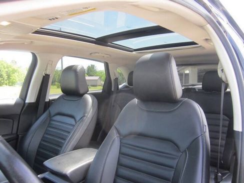 Used 2021 Ford Edge SEL w/ Convenience Package AWD/4WD image 17