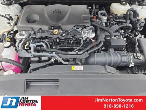 Used 2025 Toyota Camry LE FWD image 31