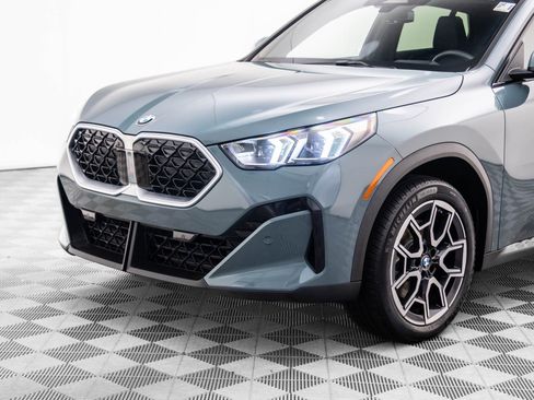 Certified 2025 BMW X2 xDrive28i w/ Premium Package image 36