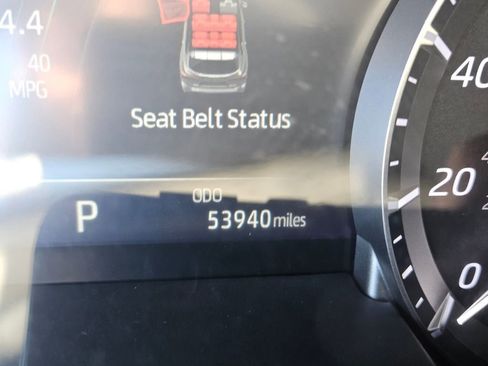 Certified 2023 Toyota Highlander L image 27