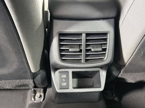 Used 2024 Kia Seltos LX AWD/4WD image 24