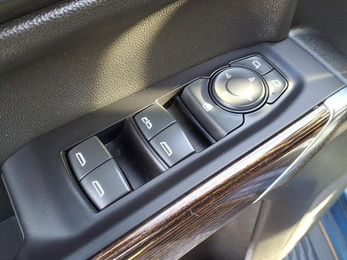 Used 2019 GMC Sierra 1500 Elevation w/ Elevation Value Package image 16