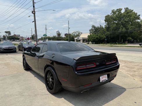 Used 2020 Dodge Challenger SXT w/ Blacktop Package RWD image 6