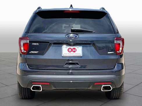 Used 2017 Ford Explorer Sport image 5