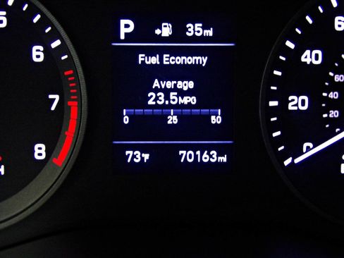 Used 2019 Hyundai Tucson SE image 14