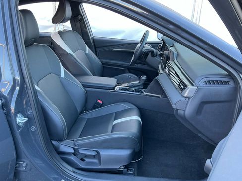 Certified 2025 Toyota Camry SE image 19