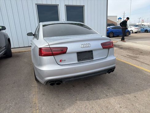 Used 2017 Audi S6 Prestige w/ S6 Sport Package image 11