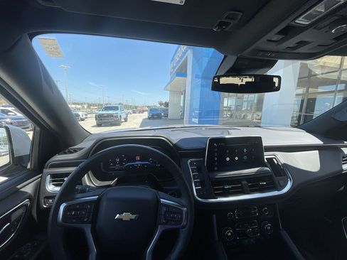 Used 2024 Chevrolet Tahoe LT w/ LT Signature Plus Package RWD image 11
