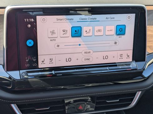 New 2026 Volkswagen Atlas SE image 23