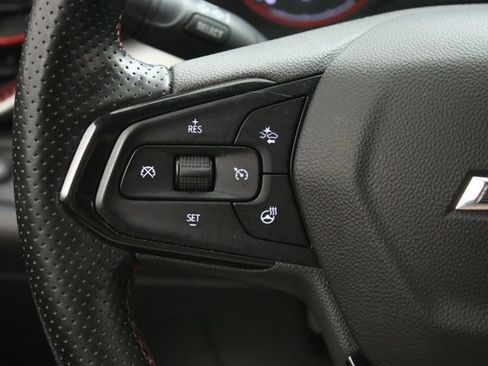Certified 2024 Chevrolet Trax RS FWD image 13