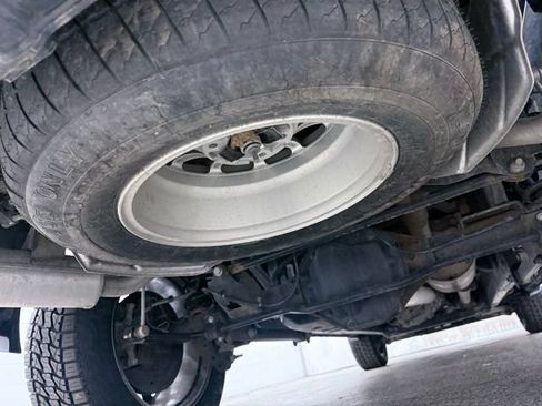 Used 2023 RAM 1500 Laramie AWD/4WD image 15