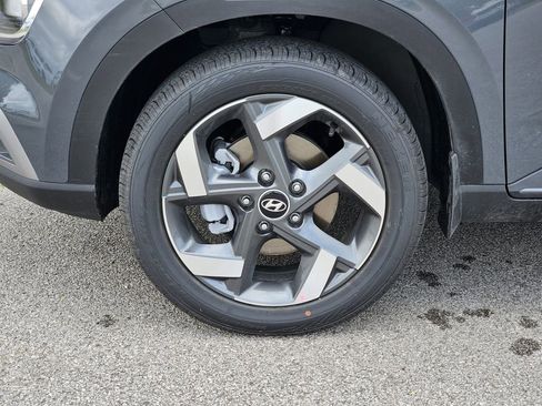 New 2026 Hyundai Venue SEL FWD image 12
