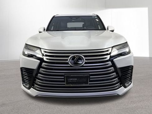 Certified 2025 Lexus LX 600 4WD w/ Interior Upgrade Package image 30