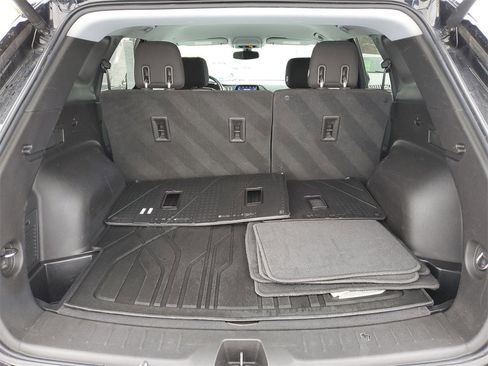 Used 2020 Chevrolet Blazer LT image 29