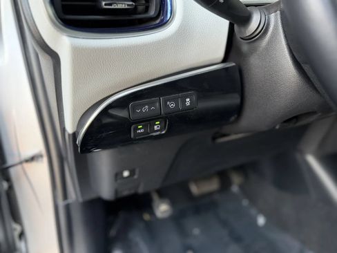Used 2019 Toyota Prius Limited w/ Carpet Mat Package FWD image 59
