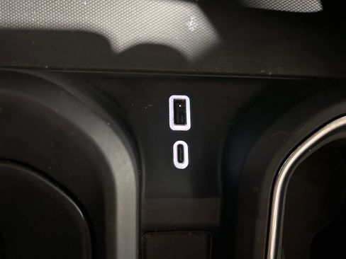 Used 2024 GMC Sierra 1500 Denali Ultimate image 37