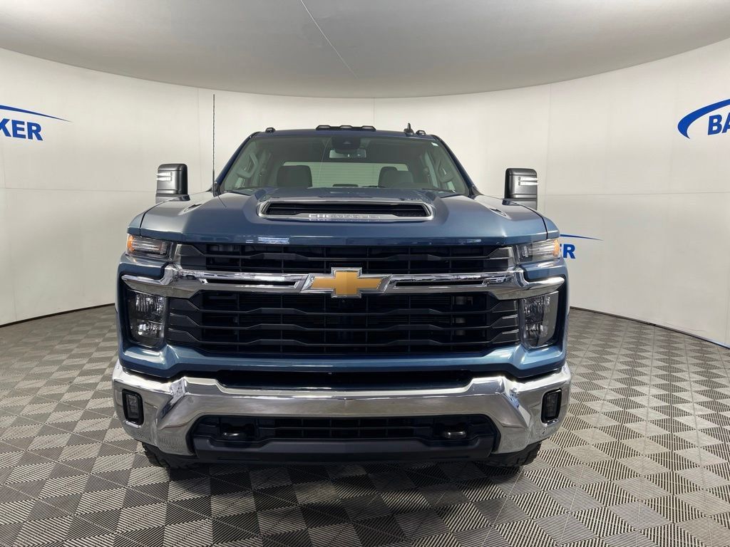 Certified 2024 Chevrolet Silverado 2500 LT w/ All Star Edition AWD/4WD image 9