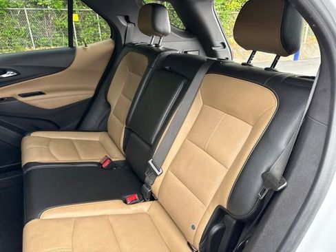 Used 2023 Chevrolet Equinox Premier FWD image 23