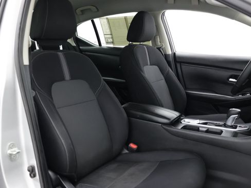 Used 2021 Nissan Sentra SV FWD image 42