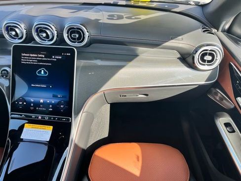 New 2026 Mercedes-Benz GLC 300 image 9