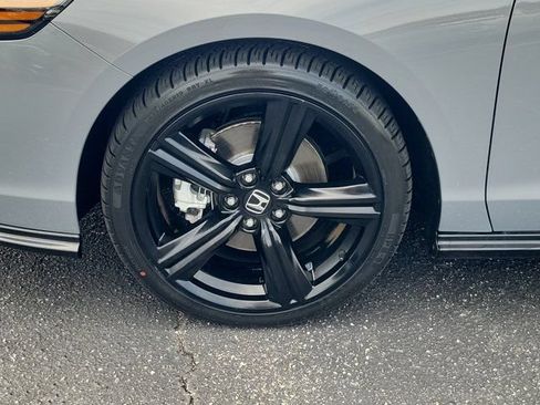 Used 2024 Honda Accord Sport image 28