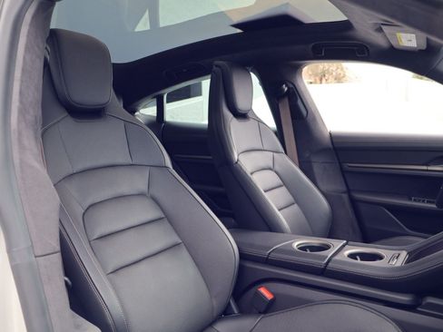 Certified 2025 Porsche Taycan Turbo AWD/4WD image 24