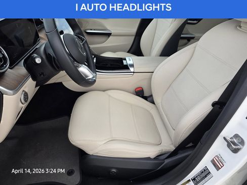 Used 2025 Mercedes-Benz C 300 4MATIC Sedan image 14