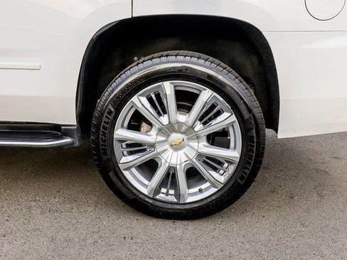 Used 2019 Chevrolet Tahoe Premier AWD/4WD image 29