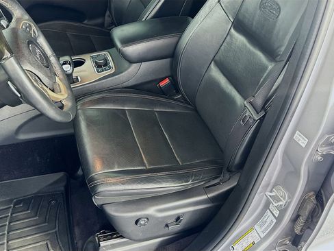 Used 2015 Jeep Grand Cherokee Overland AWD/4WD image 19