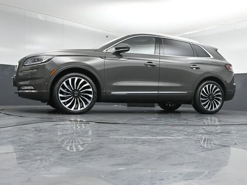 Certified 2022 Lincoln Nautilus Black Label AWD/4WD image 37