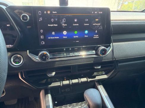 Used 2024 Chevrolet Colorado Trail Boss w/ Advanced Trailering Package AWD/4WD image 12