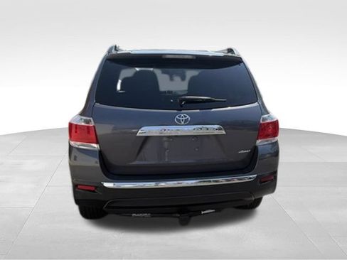Used 2013 Toyota Highlander Limited AWD/4WD image 30