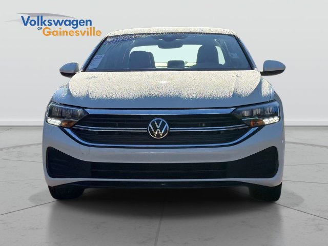 Certified 2023 Volkswagen Jetta SE FWD image 9