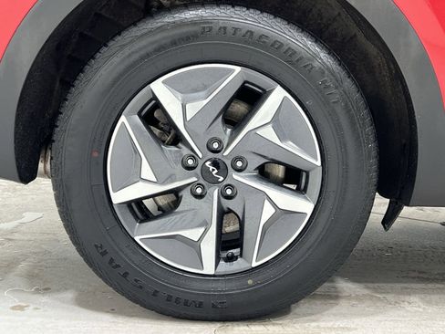 Used 2022 Kia Sorento S image 10