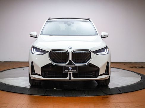 Certified 2025 BMW X3 xDrive30i AWD/4WD image 2