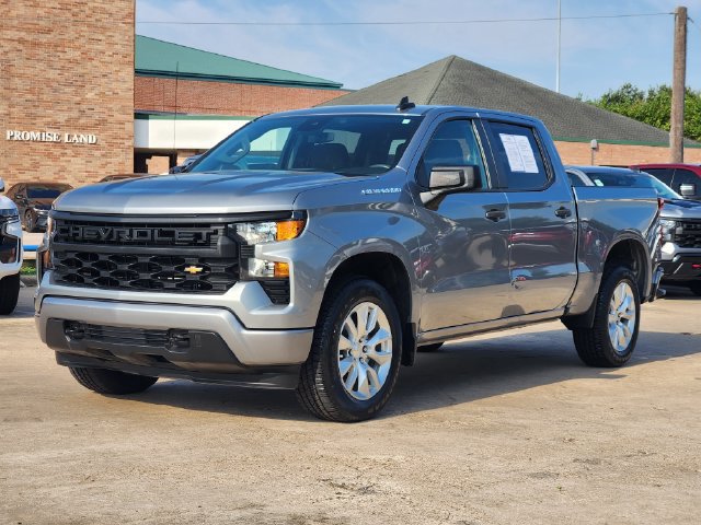 Used 2023 Chevrolet Silverado 1500 Custom RWD image 3