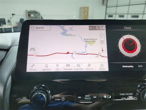 Used 2024 Nissan Armada SL image 32