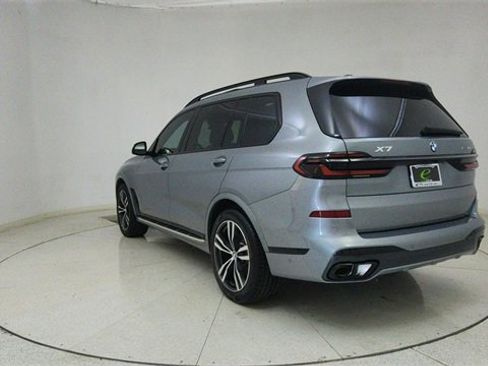 Used 2026 BMW X7 xDrive40i image 74