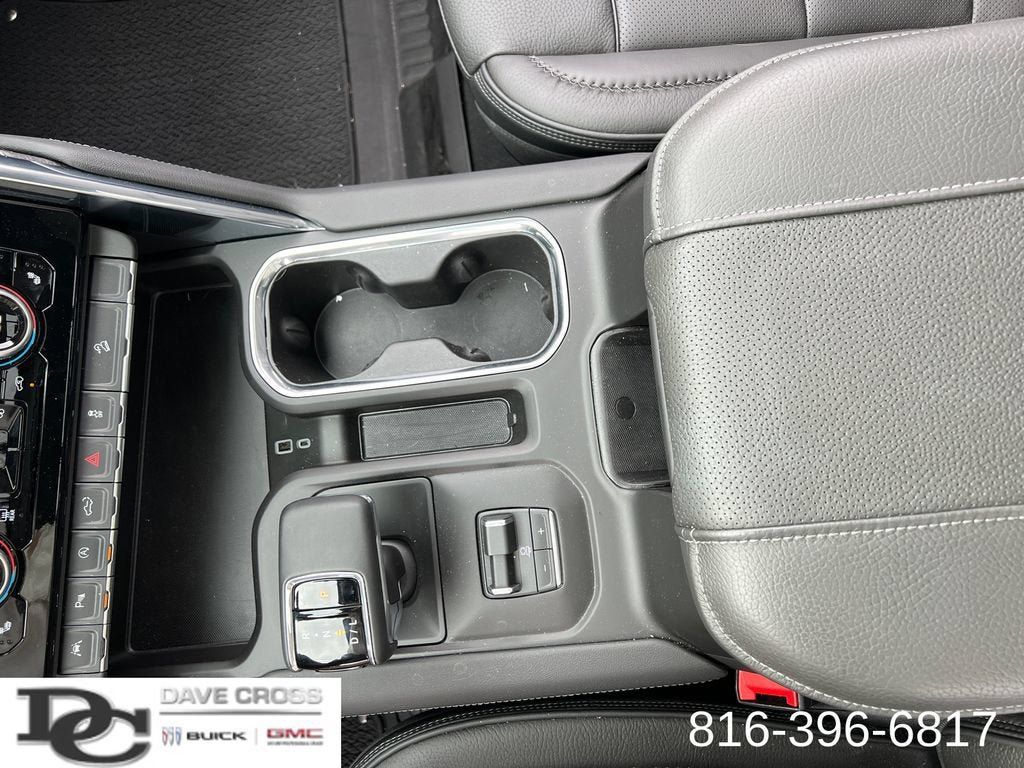New 2026 GMC Sierra 1500 Denali w/ Denali Reserve Package AWD/4WD image 31