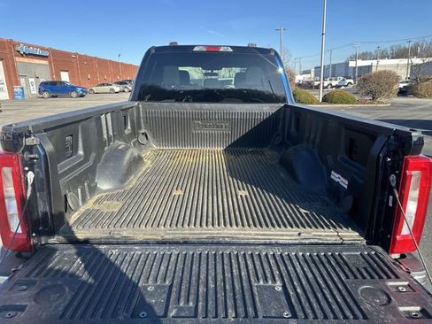 Used 2025 Ford F250 XLT image 21