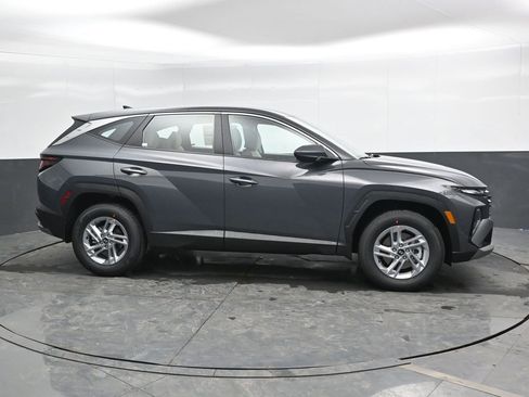 New 2026 Hyundai Tucson SE AWD/4WD image 3