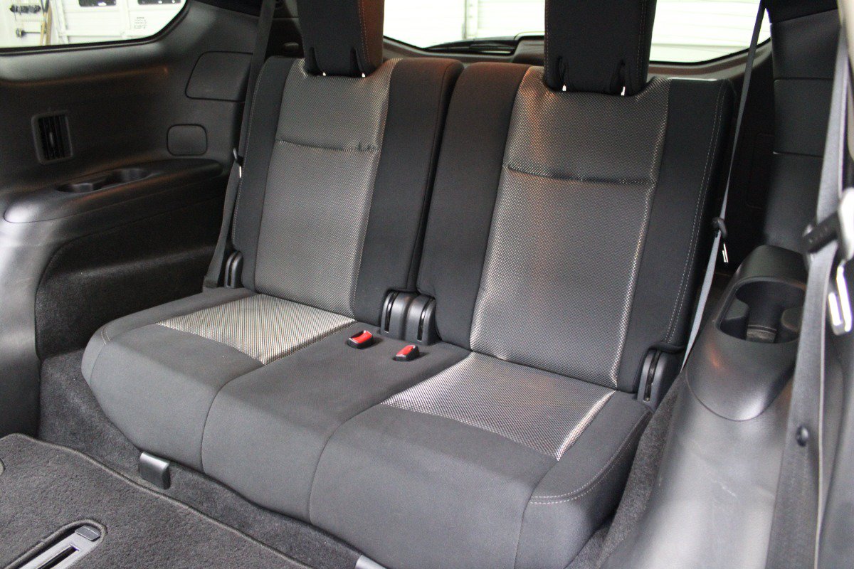 Used 2020 Nissan Pathfinder S FWD image 9