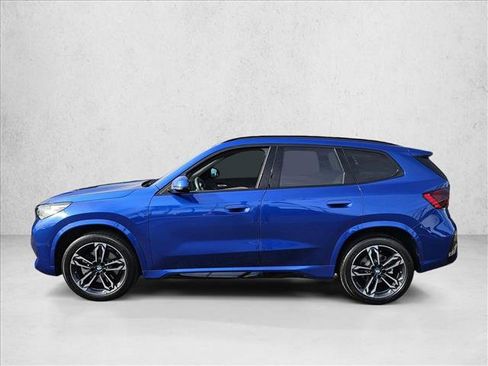 Certified 2025 BMW X1 xDrive28i w/ M Sport Package image 9