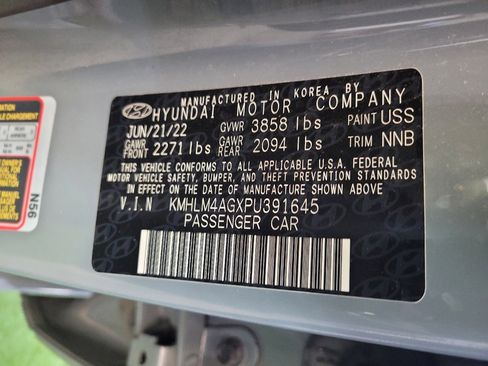Used 2023 Hyundai Elantra SEL FWD image 33